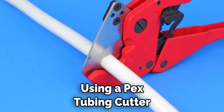 Using a Pex Tubing Cutter