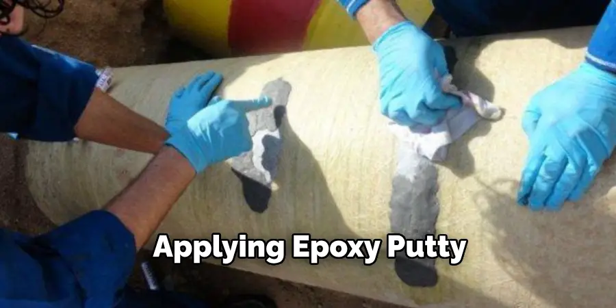 Applying Epoxy Putty