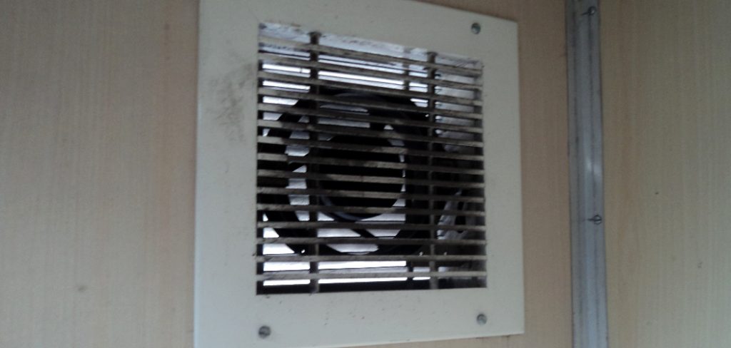 How to Stop Smells From Coming Through Bathroom Vents
