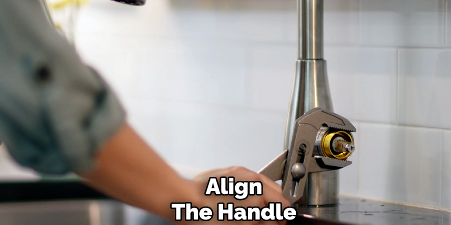 Align
The Handle