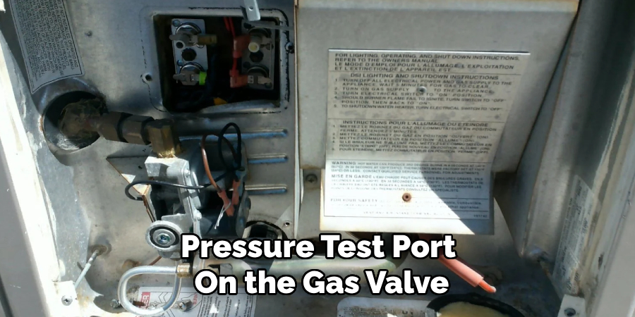 Pressure Test Port
On the Gas Valve
