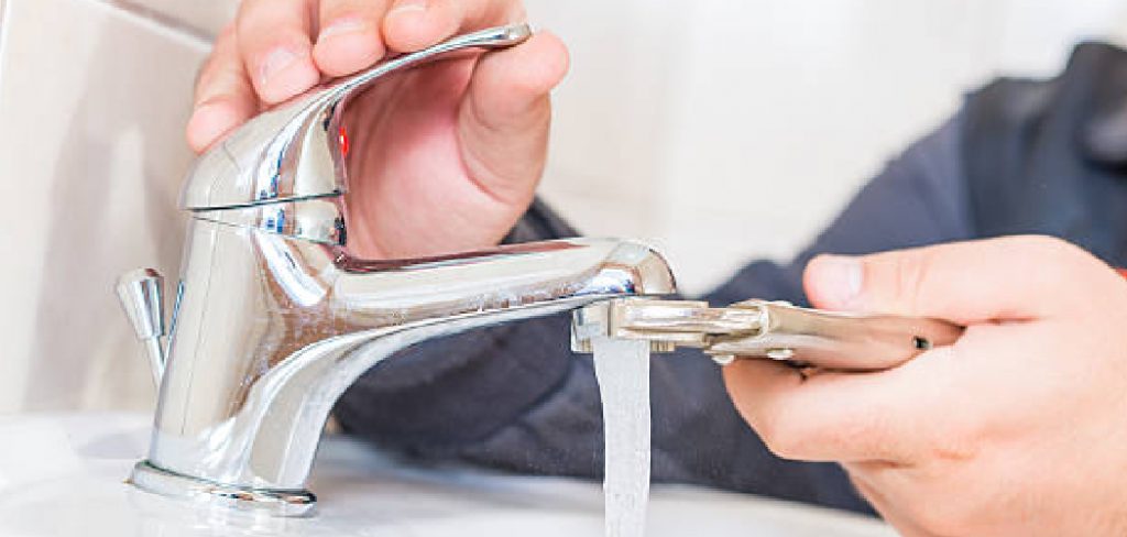 How to Install a Moen Kitchen Faucet