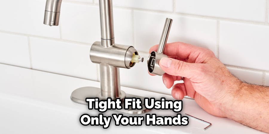 Tight Fit Using Only Your Hands