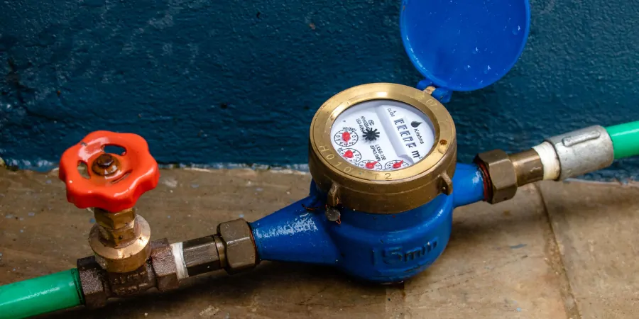 How to Turn Off Water Meter Valve