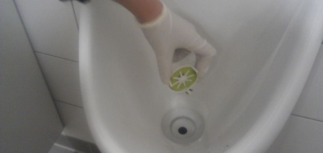 How to Clean Urinal Buildup