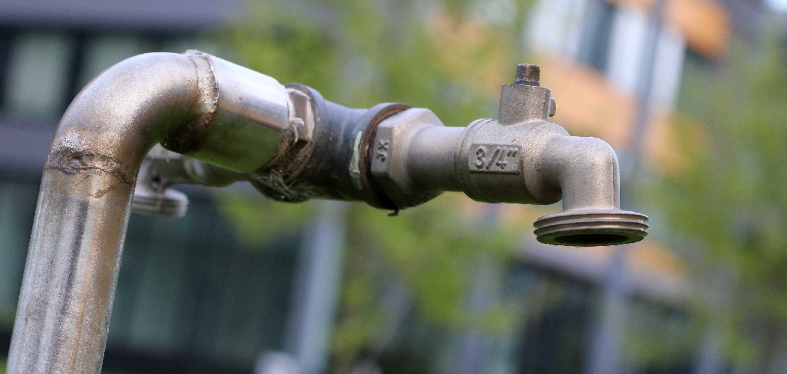 How to Turn on outside Water Faucet