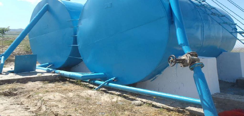 How to Keep Water Clean in a Storage Tank